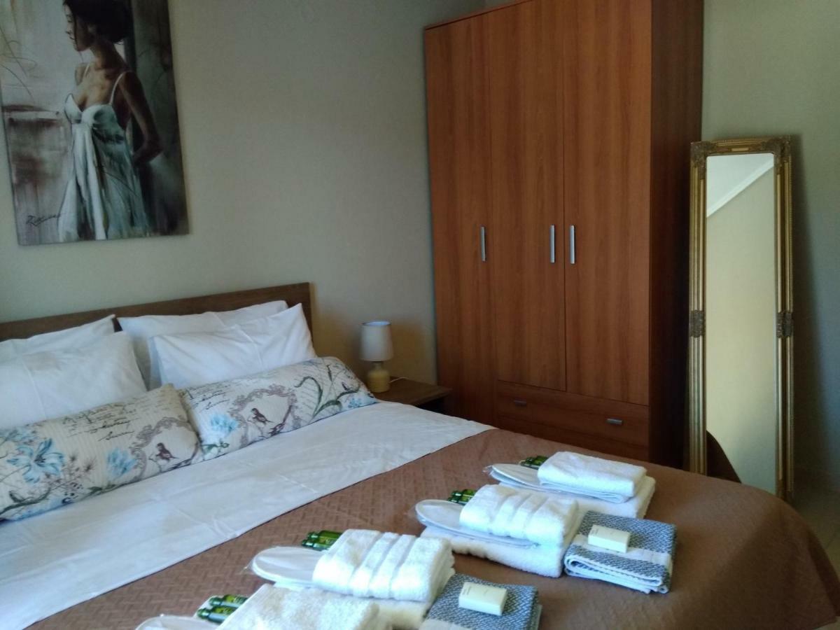 Iris Deluxe Suites 1 كافالا المظهر الخارجي الصورة